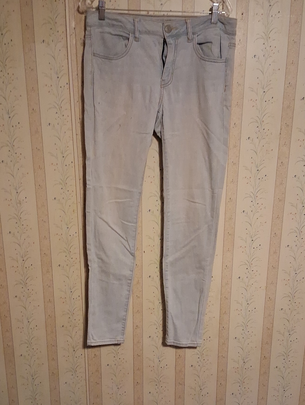 American Eagle Outfitters Straight Leg Jeans in Light Blue "jeggings"